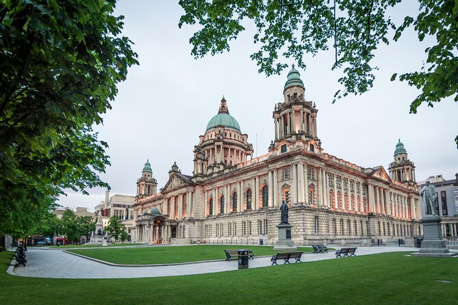 Half Day Private Tour Belfast City - Key Points