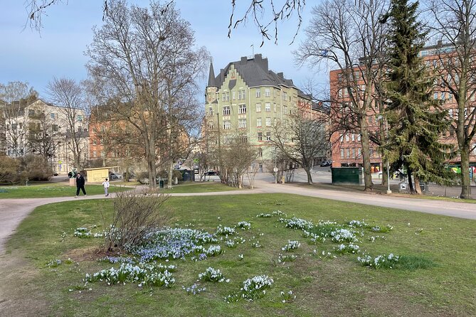 Helsinki: Katajanokka (Art Nouveau) District Tour With Doro - Key Points