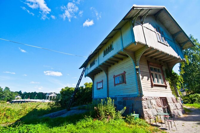 Helsinki Outdoor Escape Game - Key Points