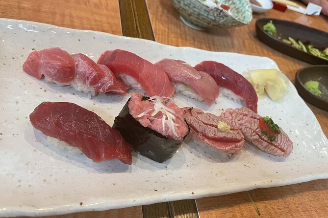 Hidden Local Tokyo Night: Sushi, Sake and Karaoke Tour - Key Points