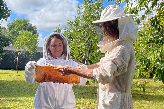 Inside the Hive: Kauai Honey and Bee Tour - Honey Tasting Experience
