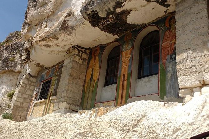Ivanovo Rock-Hewn Churches From Veliko Tarnovo - Key Points
