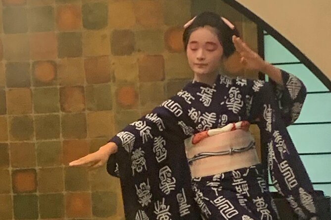 Kagoshima Hot-Pot Dining and Traditional Satsuma Dance Evening - Kurobota Black Pork Shabu Shabu