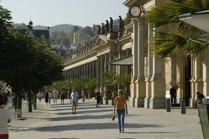 Karlovy Vary 9-Hour Private Tour - Key Points