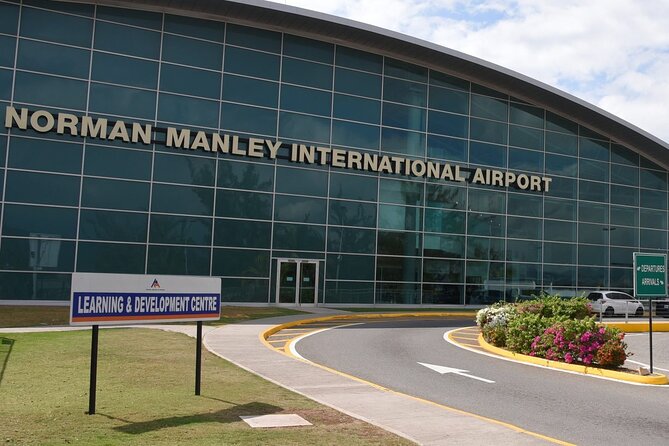 Kingston Airport To Ocho Rios - Key Points