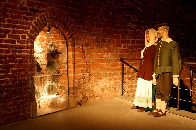 Klaipeda Old Town and Castle Museum Private Tour - Key Points