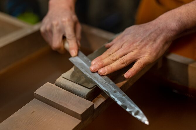 Knife Workshop With a Master Cutler - Good To Know