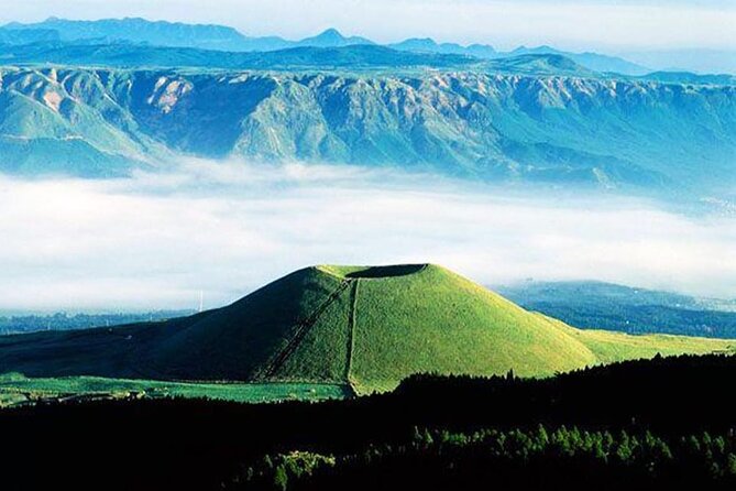 Kumamoto Castle Kusasenrigahama and Mount Aso Tour From Fukuoka - Good To Know