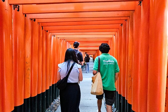 Kyoto: Fushimi Inari Taisha Small Group Guided Walking Tour