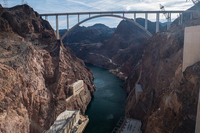 LasVegas Small Group 6Hour Valley of Fire/Hoover Dam/Boulder City - Inclusions and Logistics