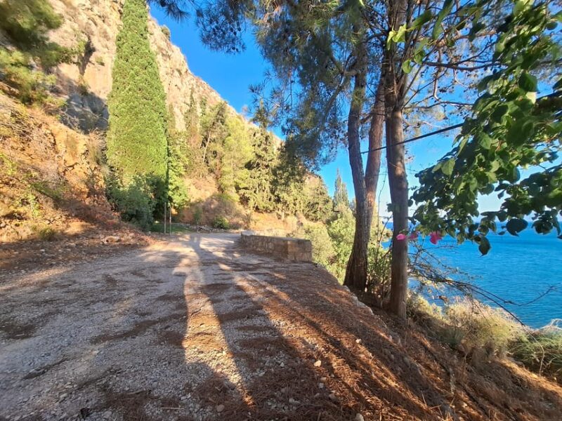 Laugh With Nafplio in Nature - Good To Know