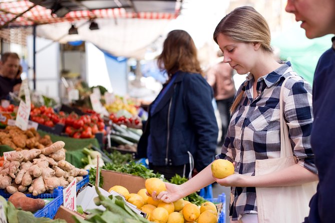 Local Market Visit and Private Cooking Class at a Cesarinas Home in Perugia - Key Points