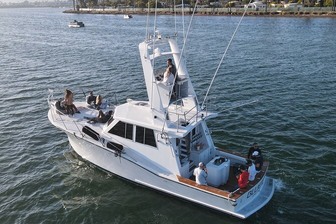 Luxury Bay or Sunset Yacht Cruise Review - Overview of the Luxury Yacht Cruise Experience