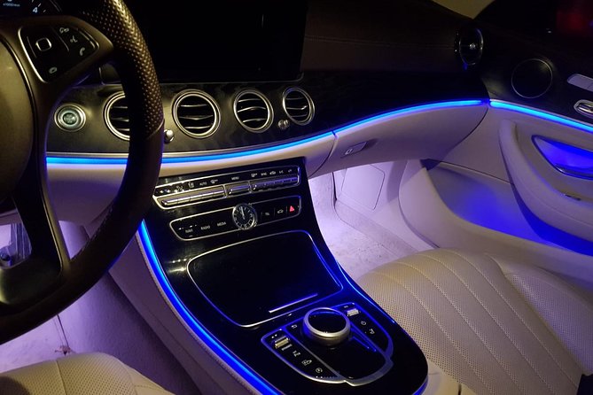 Mallorca Airport (PMI) to Palma Nova- Round-Trip Private Transfer - Vehicle and Amenities