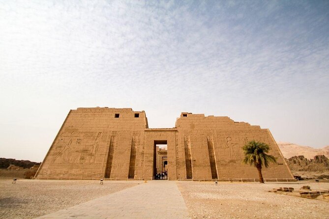 Medinet Habu Temple Private Tour - Key Points