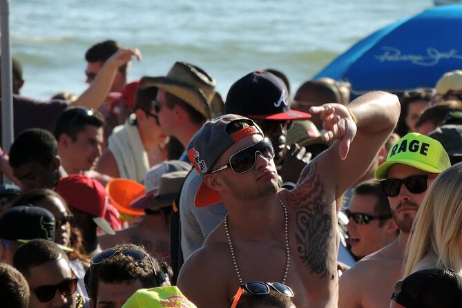 Miami Spring Break Party Boat With Live DJ and Open Bar - Key Points