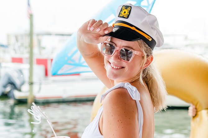 Morning Bachelorette Trip • 4hr - 26' Tiki (Up to 18 Guests) - Key Points
