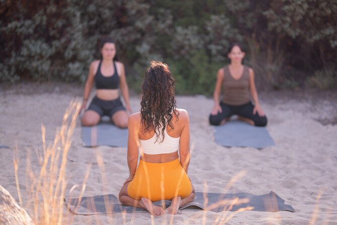 Naxos: Beach Yoga -Face Gua Sha.