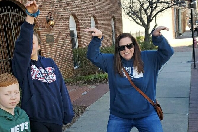 Norfolk City Scavenger Hunt Excursion by Wacky Walks - Meeting Location Details