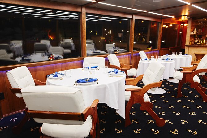 NYC New Years Eve Dinner Cruise Review - Overview and Experience