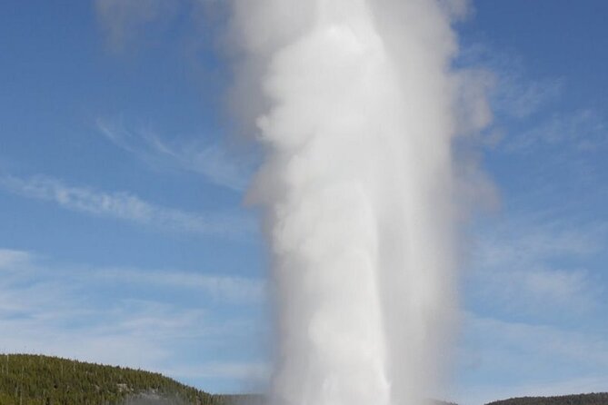 Old Faithful - Lower Loop Yellowstone Review - Good To Know
