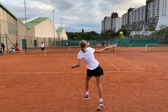 Play Super Friendly Tennis In Vienna - Key Points