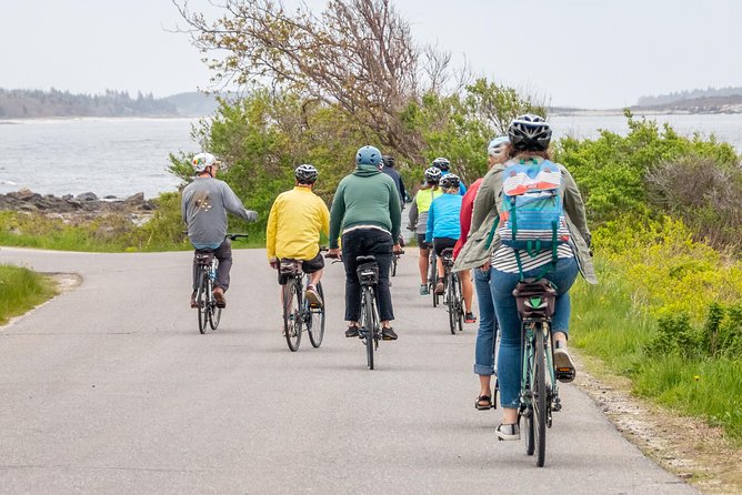 Portland Bicycle Tour With 5 Lighthouse Stops and XL Lobster Roll - Good To Know