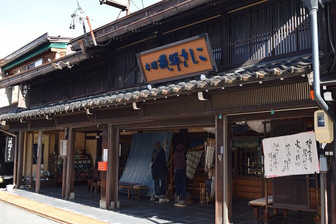 Private Craft-Walk in Takayama - Key Points