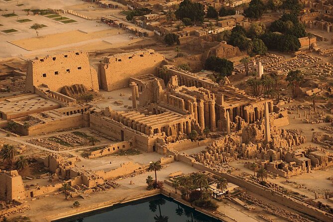 Private Full Day Tour to East and West Banks - Key Points