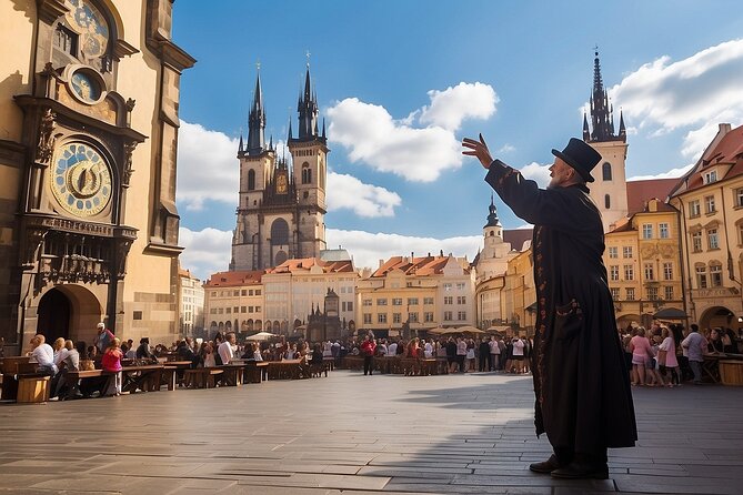 Private Guided Day Tour From Vienna to Prague - Key Points
