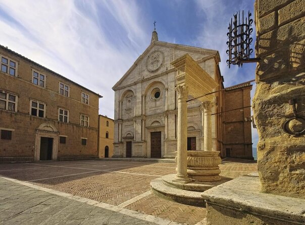 Private Market Tour, Lunch or Dinner and Cooking Demo in Pienza - Key Points