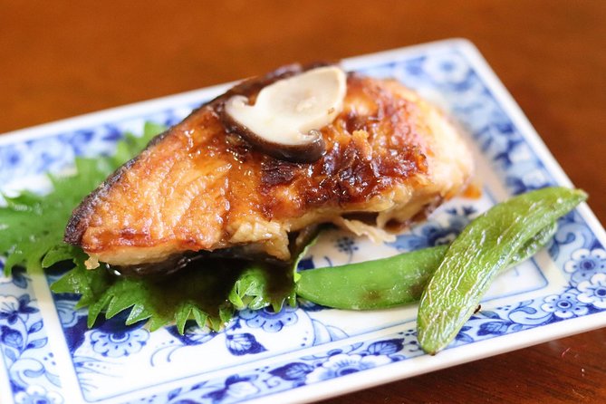 Private Market Visit, Tofu Intro & Cooking Class in Kyoto - Key Points