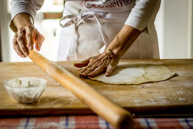 Private Pasta & Tiramisu Class at a Cesarinas Home With Tasting in Ravenna - Key Points