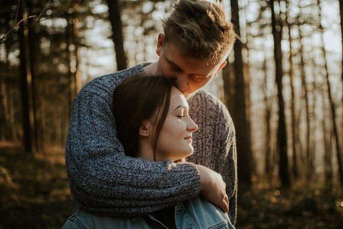 Private Photo Session With a Local Photographer in Krakow - Key Points