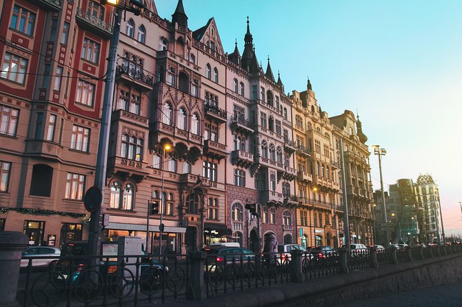 Private Transfer From Berlin to Prague With Meissen Porcelain Manufactory Stop - Overview of the Transfer