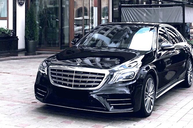 Private Transfer: Lisbon to Lisbon Airport LIS in Luxury Car - Key Points