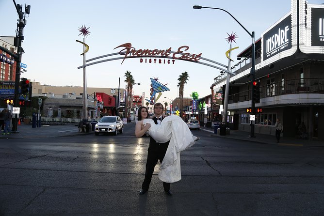 Private Vintage Vegas Walking Photo Tour Review - Tour Overview