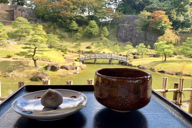 Private Walking Tour of Kanazawas Crafts and Local Culture - Key Points