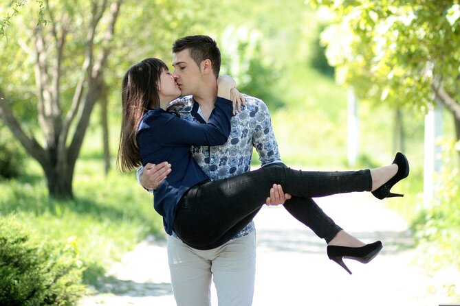 Romantic Tour Around Budapest for Couples - Key Points