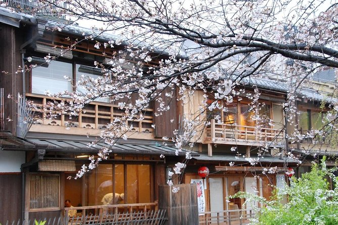 Shared Arrival Transfer: Osaka Itami Airport to Kyoto City - Good To Know