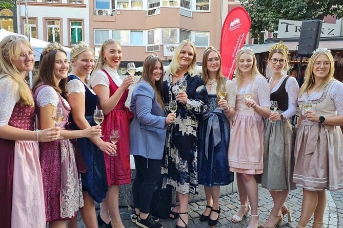 Sharing Plate Wine Tasting in Frankfurt Am Main