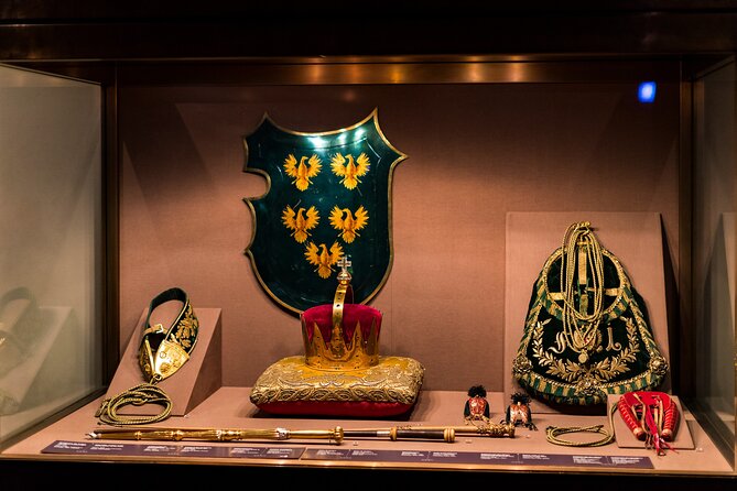 Skip-the-line Imperial Treasury Vienna Private Guided Tour - Key Points