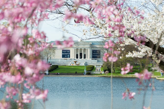 Smartphone-Guided Walking Tour of University Circle Sights & Stories - Key Points