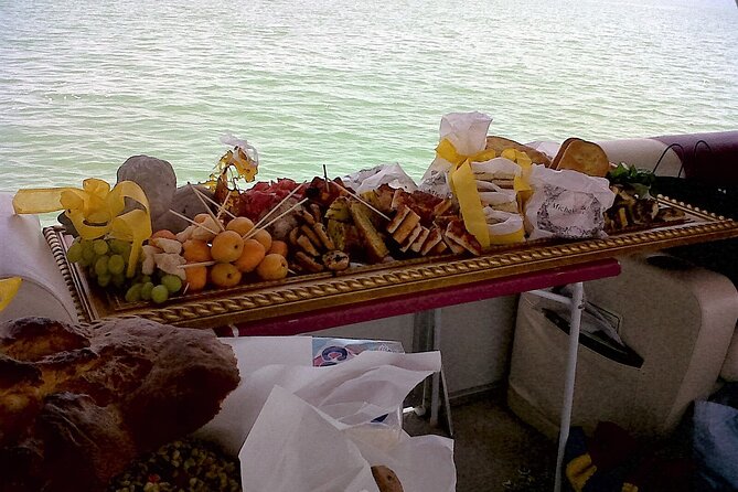Sunset Boat Ride at Lake Trasimeno With Aperitif or Dinner - Key Points