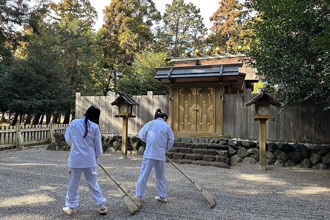Take Shrine Activity With Lunch - Good To Know