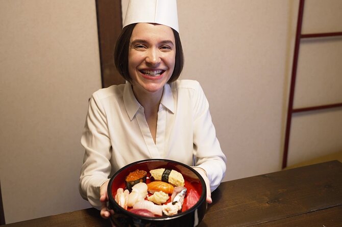Taught by a Professional! Making Sushi With Hakodates Fresh Fish - Good To Know