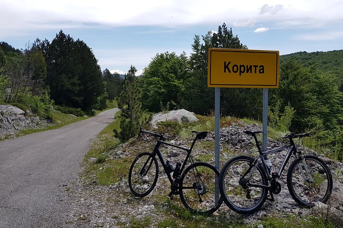 The Circuit Around Korita Biking Tour - Key Points