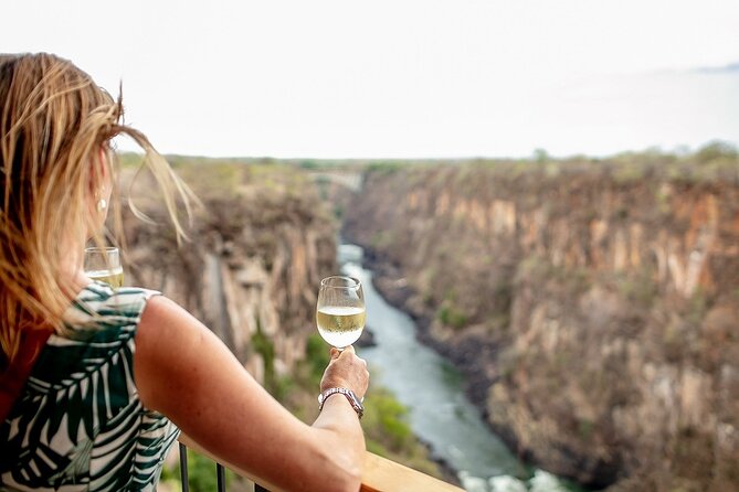 The Lookout Café Lunch In Victoria Falls - Key Points