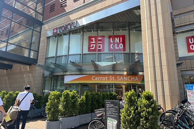 Tokyo: 3h Guided Bar Hopping Tour [Foods Included] - Key Points