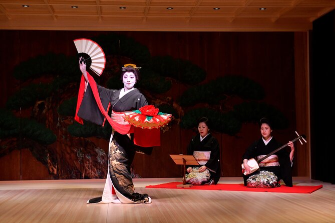Tokyo Private Tour & Japanese Traditional Performance With Dinner - Key Points